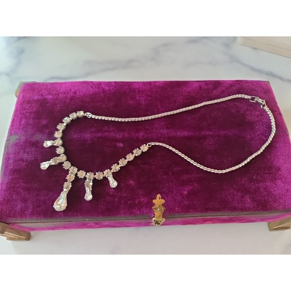 Joseph Weisner NY Clear Rhinestone Necklace - Picture 6 of 10